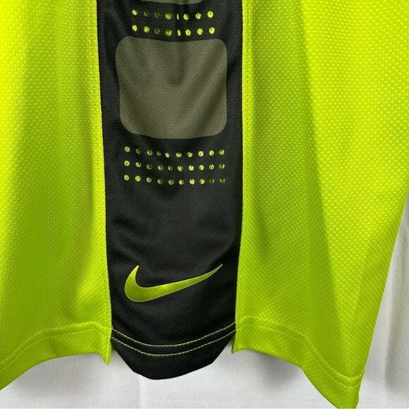 NWT Nike Elite Basketball Shorts Drawstring Waist Bright Green with Black M - Picture 12 of 16